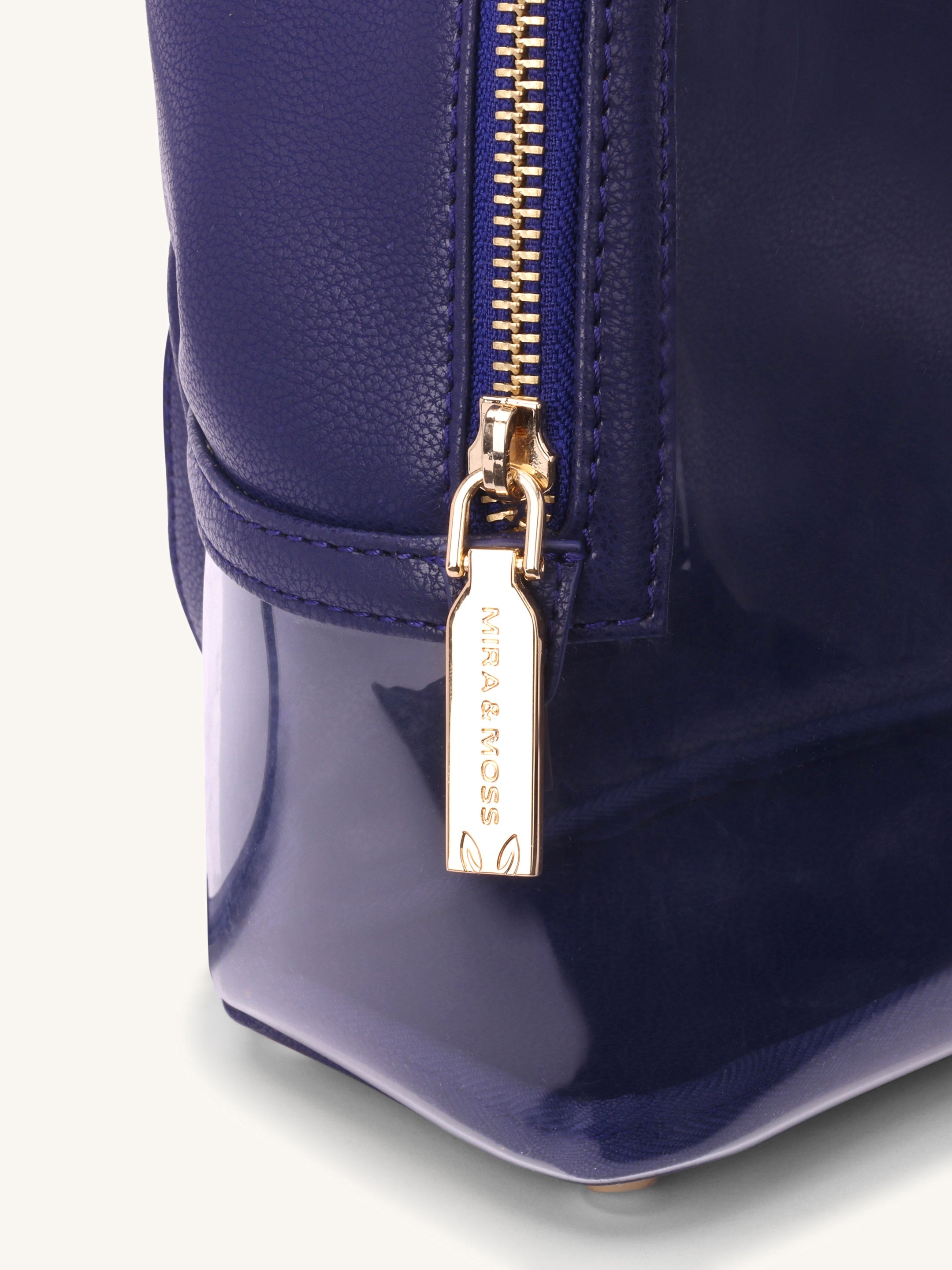 Moss Crossbody Classic